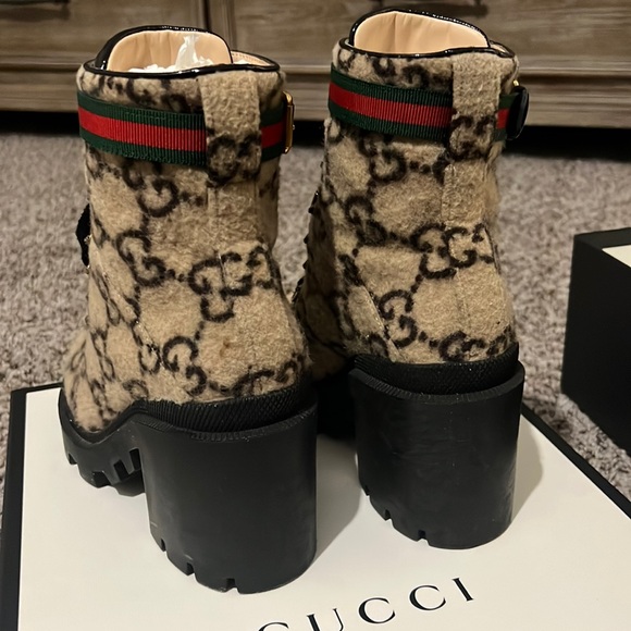 GG WOOL ANKLE BOOT// GOOD CONDITION//WORN OCCASIONALLY//. SIZE: 36 - Picture 7 of 16